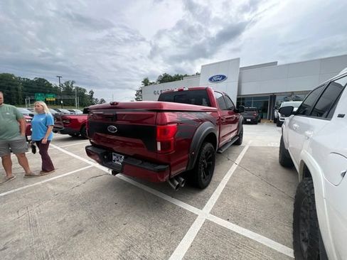 Used 2018 Ford F150 XLT w/ Equipment Group 302A Luxury AWD/4WD image 18