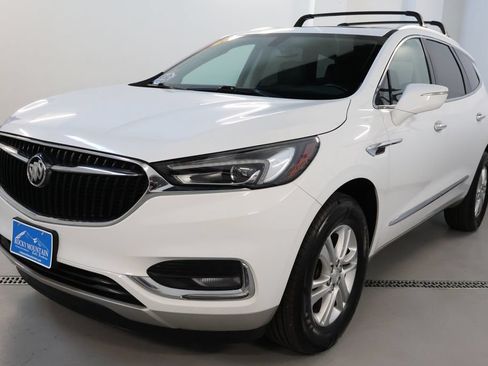 Used 2020 Buick Enclave Essence w/ Trailering Package, 5000 lbs. AWD/4WD image 3