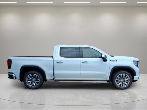 New 2026 GMC Sierra 1500 Denali w/ Denali Reserve Package AWD/4WD image 2