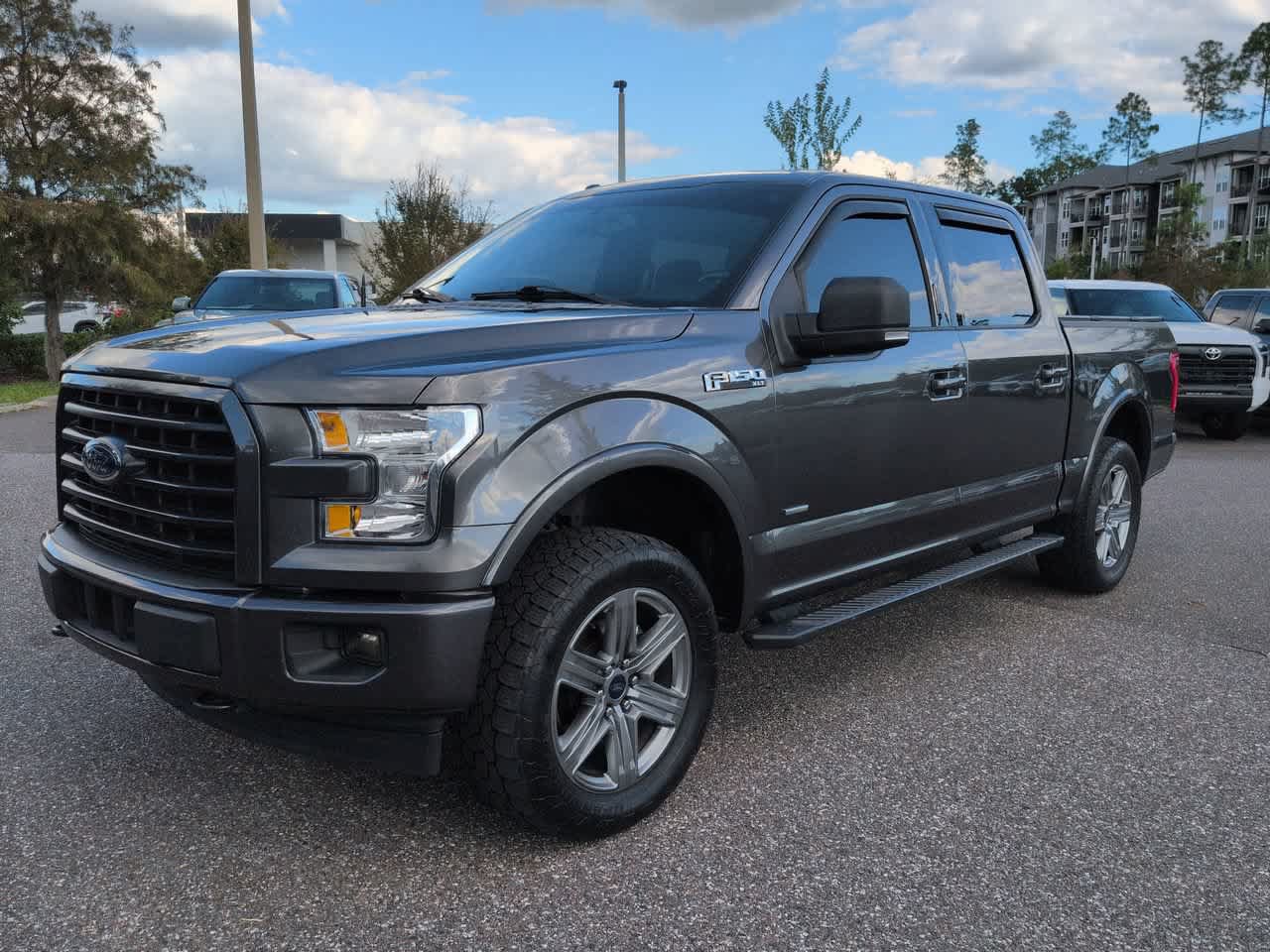 Used 2017 Ford F150 XLT w/ Equipment Group 302A Luxury AWD/4WD image 2