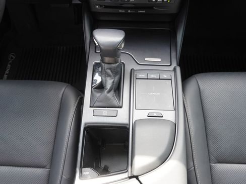 Used 2022 Lexus ES 350 w/ Premium Package FWD image 16