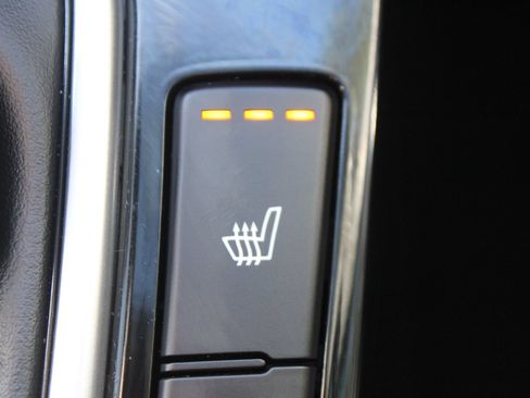 Certified 2026 Kia Seltos EX FWD image 37