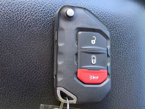 Used 2023 Jeep Gladiator Mojave w/ LED Lighting Group image 29