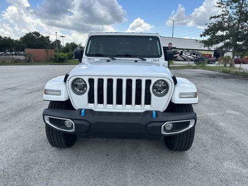 Certified 2022 Jeep Wrangler Unlimited Sahara AWD/4WD image 17