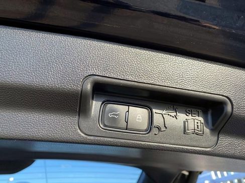 Used 2020 Ford Explorer ST w/ ST Street Pack image 7