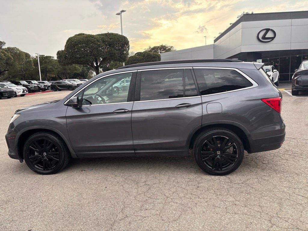 Used 2022 Honda Pilot Special Edition image 2
