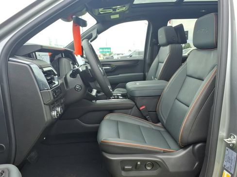 New 2026 GMC Yukon XL AT4 w/ AT4 Premium Plus Package AWD/4WD image 11