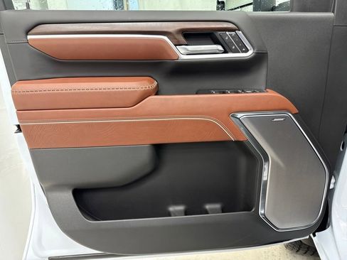 New 2026 GMC Sierra 2500 Denali Ultimate image 16