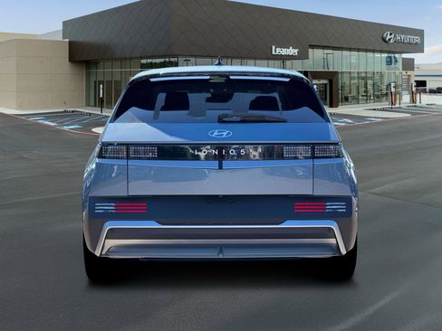 New 2026 Hyundai Ioniq 5 SEL RWD image 6