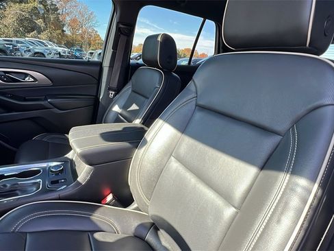Certified 2023 Chevrolet Traverse Premier image 15