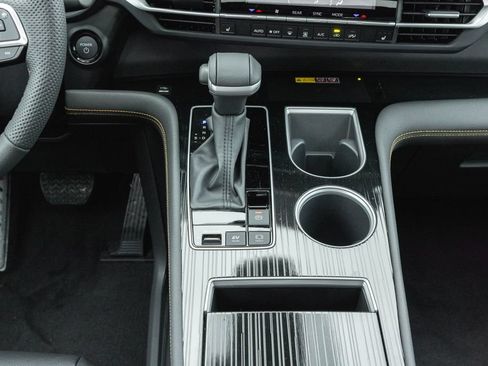 New 2026 Toyota Sienna XLE Woodland Edition AWD/4WD image 12