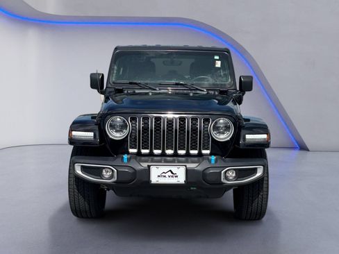 Used 2023 Jeep Wrangler Unlimited Sahara AWD/4WD image 8