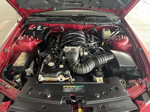 Used 2005 Ford Mustang GT RWD image 31