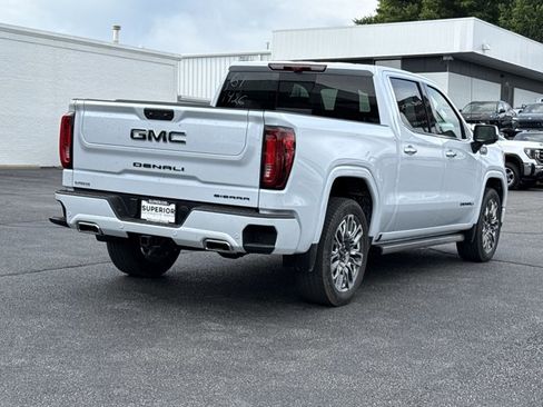 New 2026 GMC Sierra 1500 Denali Ultimate w/ LPO, Black Badging Package AWD/4WD image 3