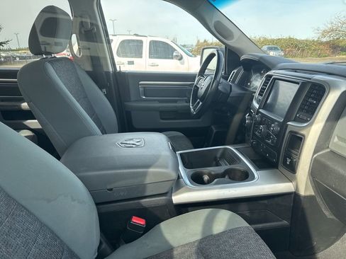 Used 2019 RAM 1500 Classic SLT w/ SLT Plus D←cor Group image 12
