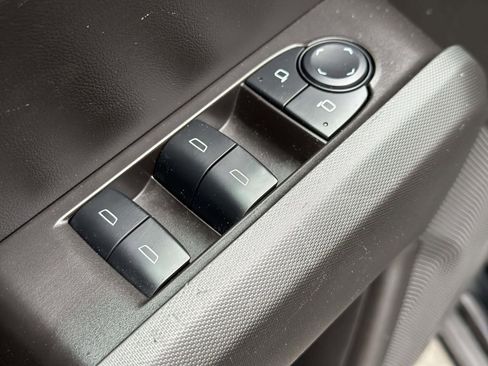 Certified 2024 Chevrolet Colorado W/T RWD image 21