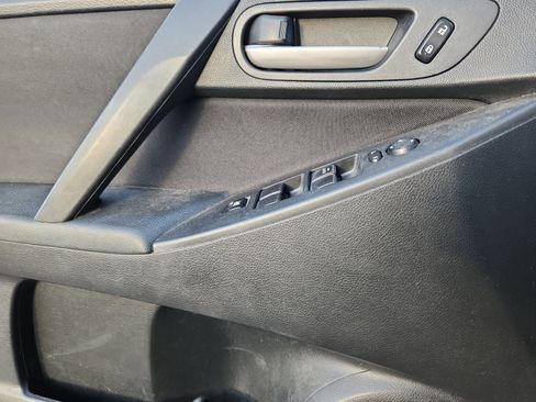 Used 2012 MAZDA MAZDA3 i Touring image 14