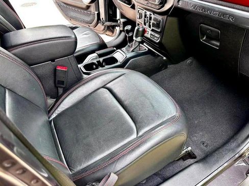 Used 2018 Jeep Wrangler Unlimited Rubicon image 31