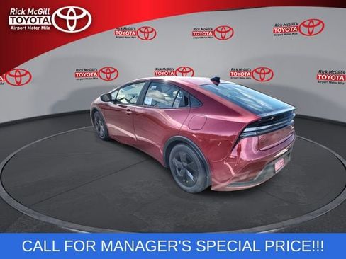 New 2026 Toyota Prius Plug-In Hybrid FWD image 6