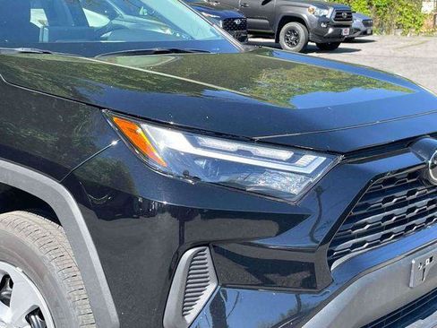 Certified 2025 Toyota RAV4 LE AWD/4WD image 11