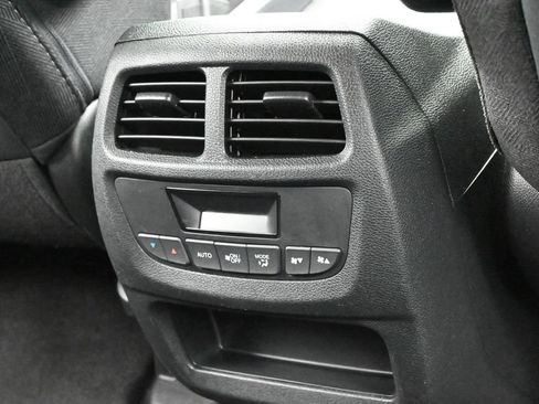 Used 2022 Honda Pilot Sport image 42