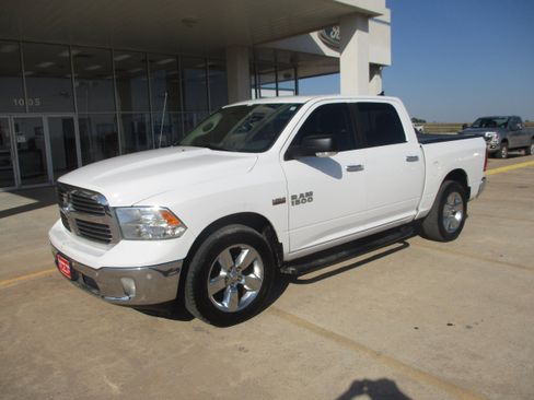 Used 2016 RAM 1500 Lone Star image 2