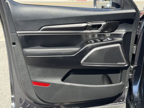 Certified 2024 Kia Telluride LX FWD image 13