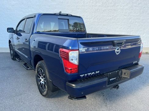 Used 2022 Nissan Titan SV w/ Accessory Utility Package image 6