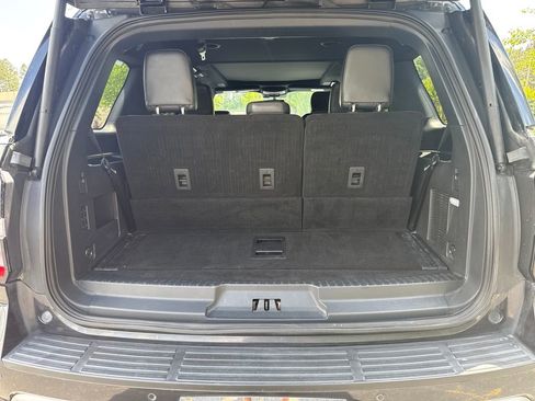 Used 2022 Ford Expedition Platinum AWD/4WD image 29