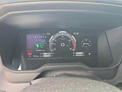 Used 2025 Toyota Tundra Platinum AWD/4WD image 15