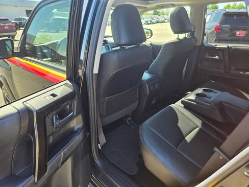 Used 2023 Toyota 4Runner 40th Anniversary SE w/ Wilderness Package (TMS) AWD/4WD image 18
