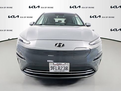 Used 2023 Hyundai Kona SEL w/ Cargo Package FWD image 2