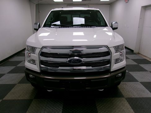 Used 2015 Ford F150 Lariat image 16