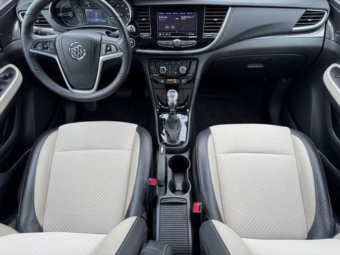 Used 2022 Buick Encore Preferred AWD/4WD image 14
