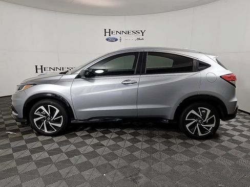 Used 2019 Honda HR-V Sport image 8
