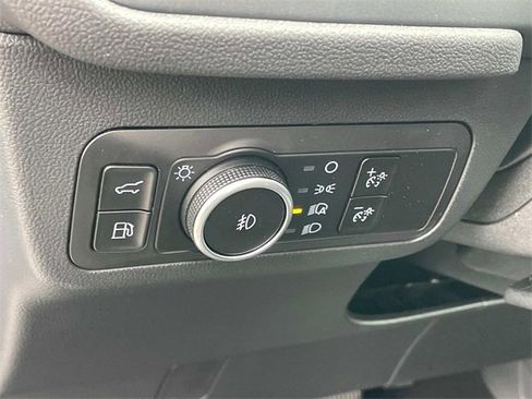 New 2025 Ford Escape SE w/ PHEV Premium Package image 18