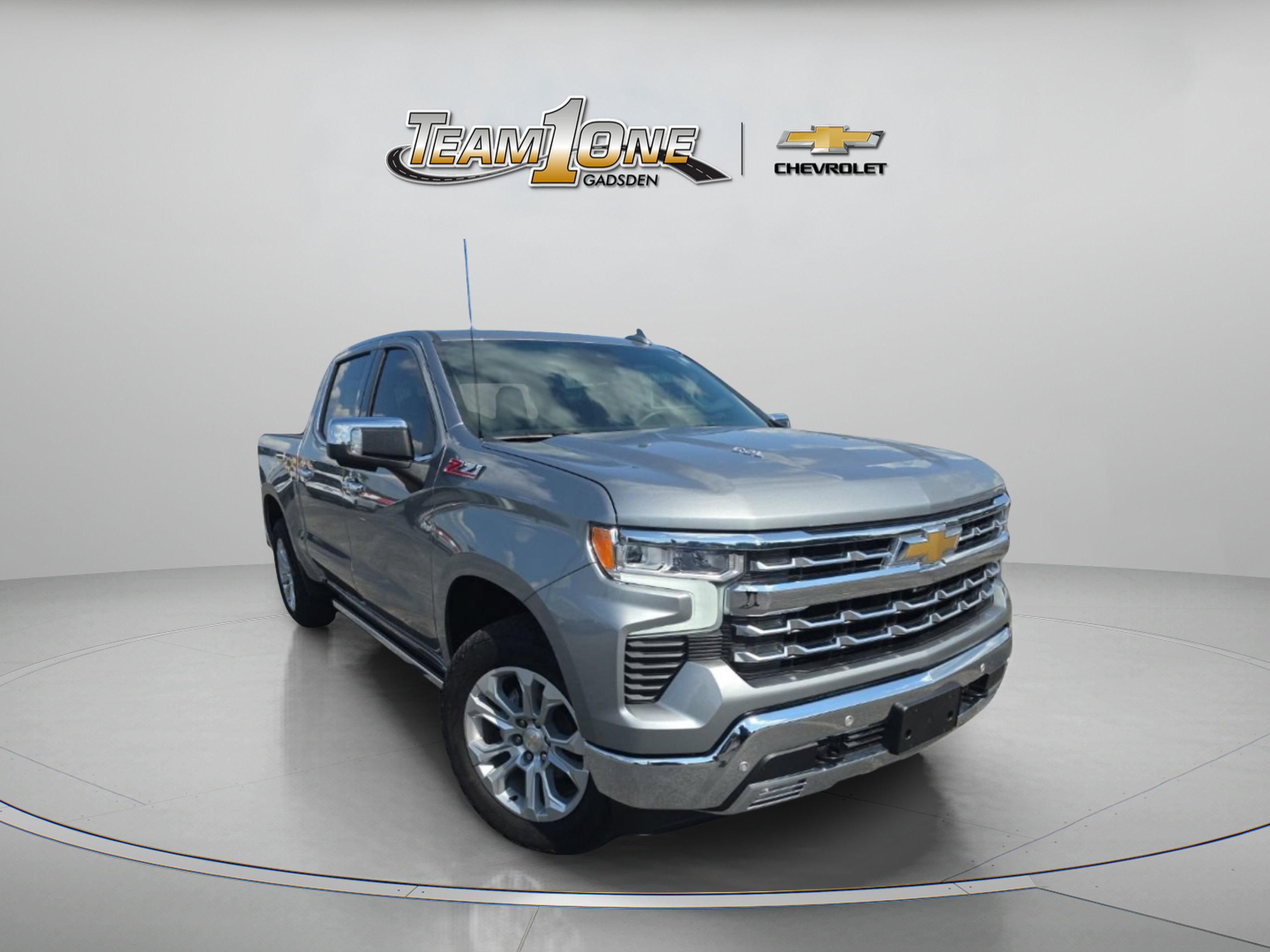 Used 2026 Chevrolet Silverado 1500 LTZ w/ LTZ Premium Package AWD/4WD image 1
