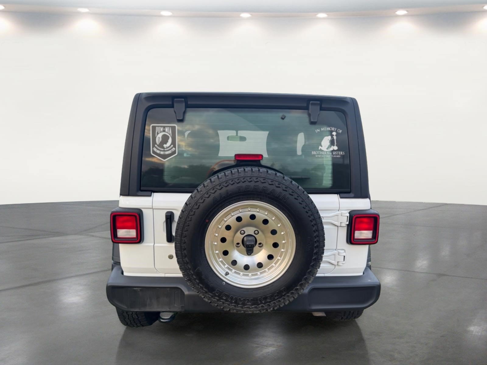 Used 2021 Jeep Wrangler Sport AWD/4WD image 19