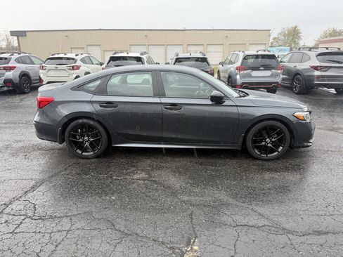 Used 2024 Honda Civic Sport image 5