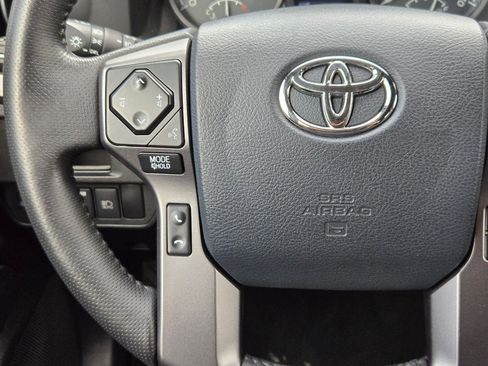 Used 2019 Toyota Tacoma TRD Off-Road w/ Technology Package AWD/4WD image 22