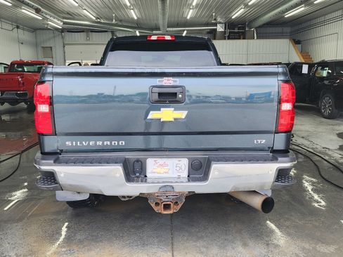 Used 2018 Chevrolet Silverado 3500 LTZ w/ Duramax Plus Package image 5