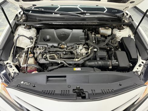Used 2019 Toyota Camry SE image 30
