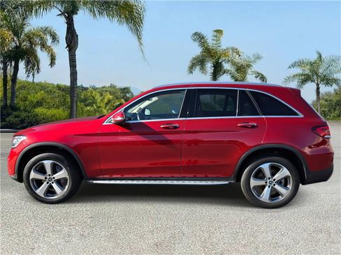 Used 2022 Mercedes-Benz GLC 300 GLC 300 SUV RWD w/ Premium Package Lite image 2
