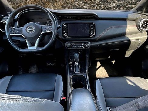 Used 2023 Nissan Kicks SR w/ SR Premium Package image 13