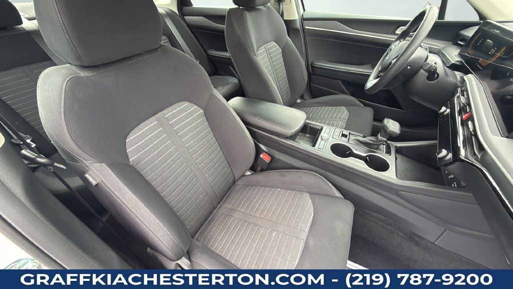 Used 2026 Kia K5 LXS FWD image 34