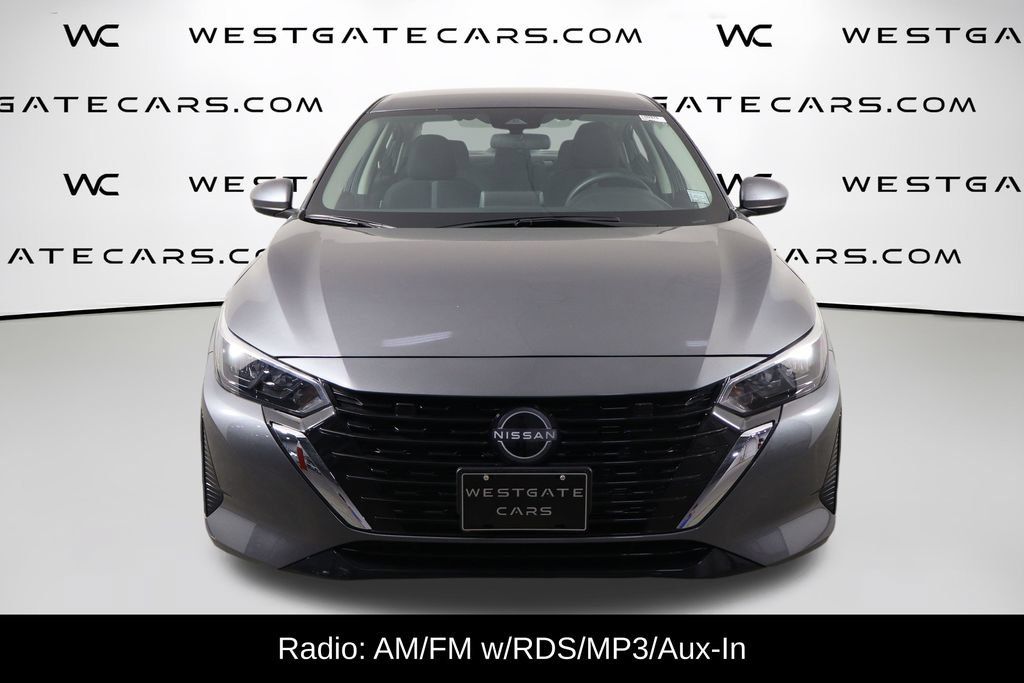 Used 2024 Nissan Sentra SV FWD image 2