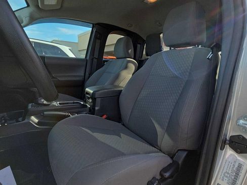 Used 2023 Toyota Tacoma 2WD Access Cab image 16