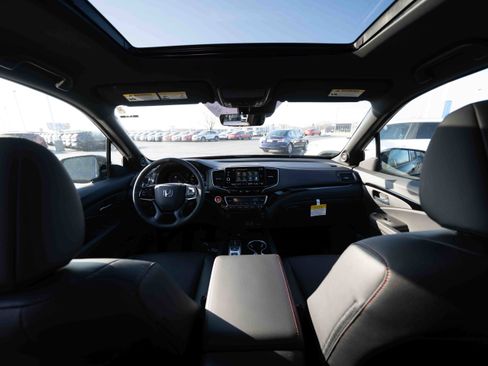 New 2026 Honda Ridgeline Black Edition image 19