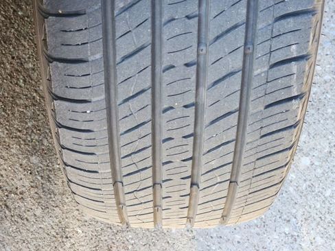 Certified 2020 Chrysler Pacifica Limited w/ Advanced Safetytec Group image 10