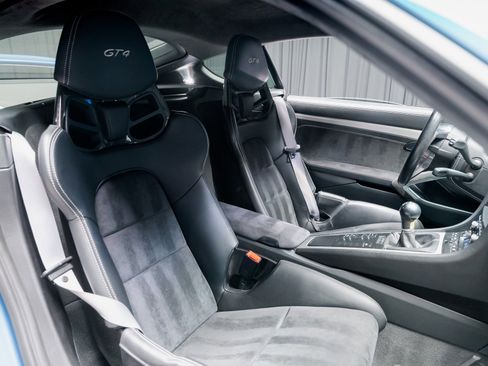 Used 2016 Porsche Cayman GT4 image 66